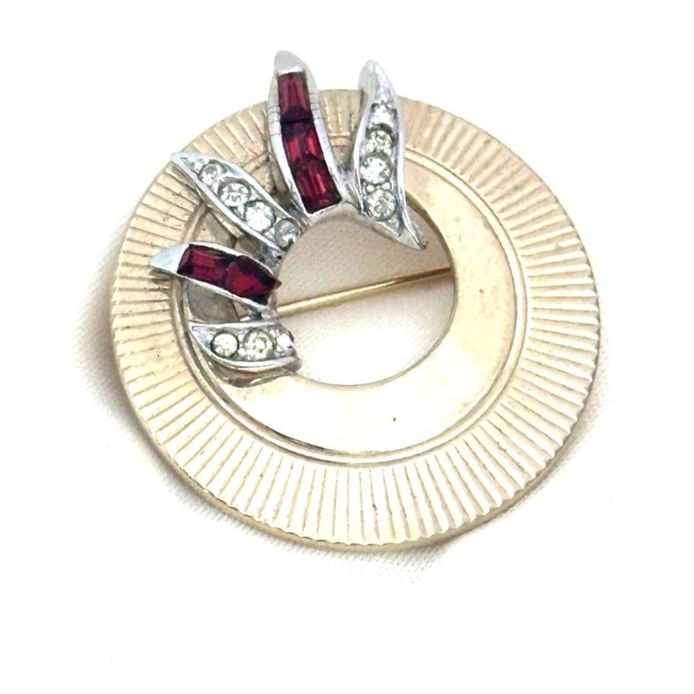 Vintage Signed Marcel Boucher Gold Tone Wreath Brooch Pin red rhinestone